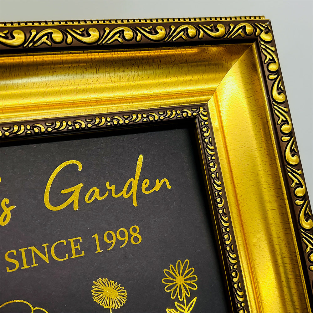 Hot Sale⭐️Custom Golden Foil Birth Flower Frame (Customized free)