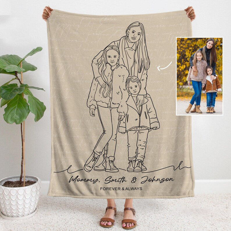 Custom Line Drawing Mom Blanket, Family Line Art Drawing Portrait