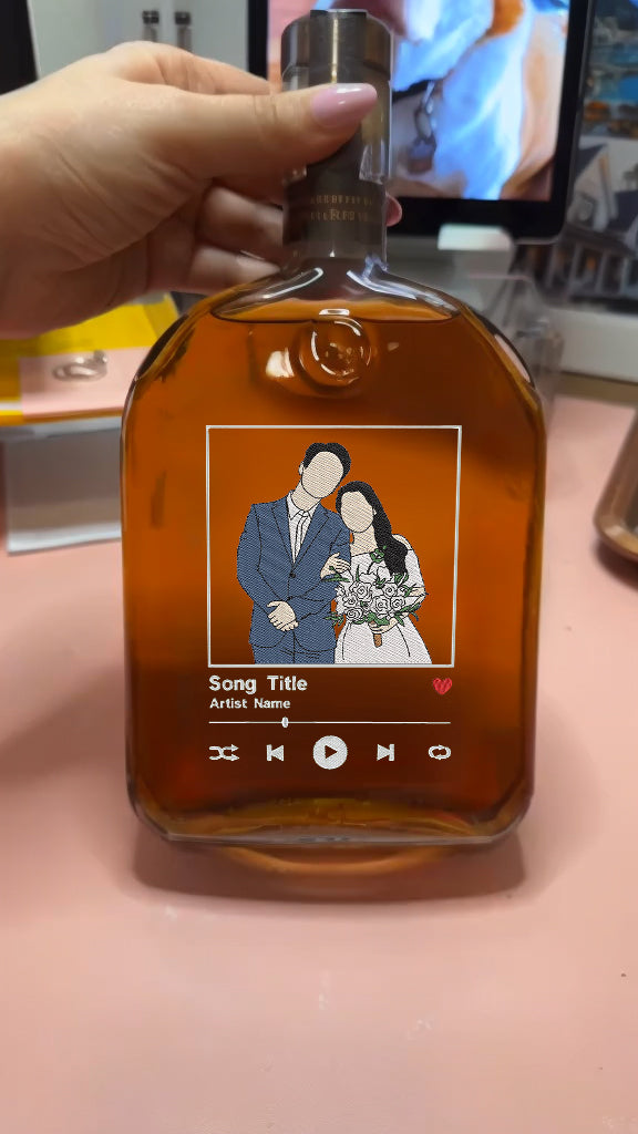 Personalized Couple Portrait Whiskey Bottles: Celebrate Love in Every Sip