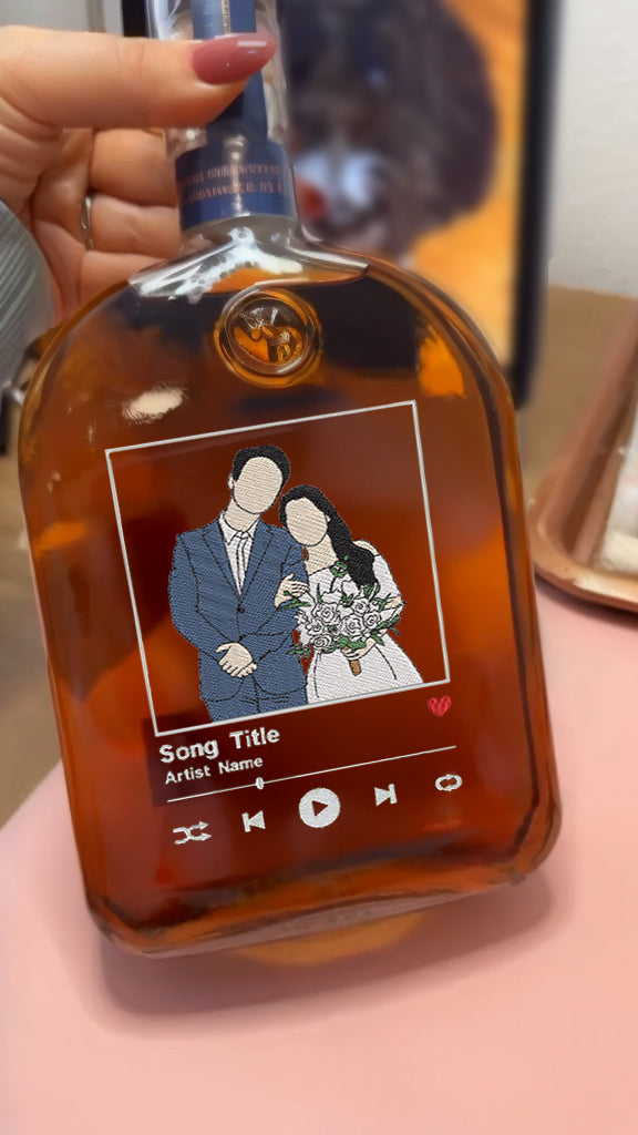 Personalized Couple Portrait Whiskey Bottles: Celebrate Love in Every Sip