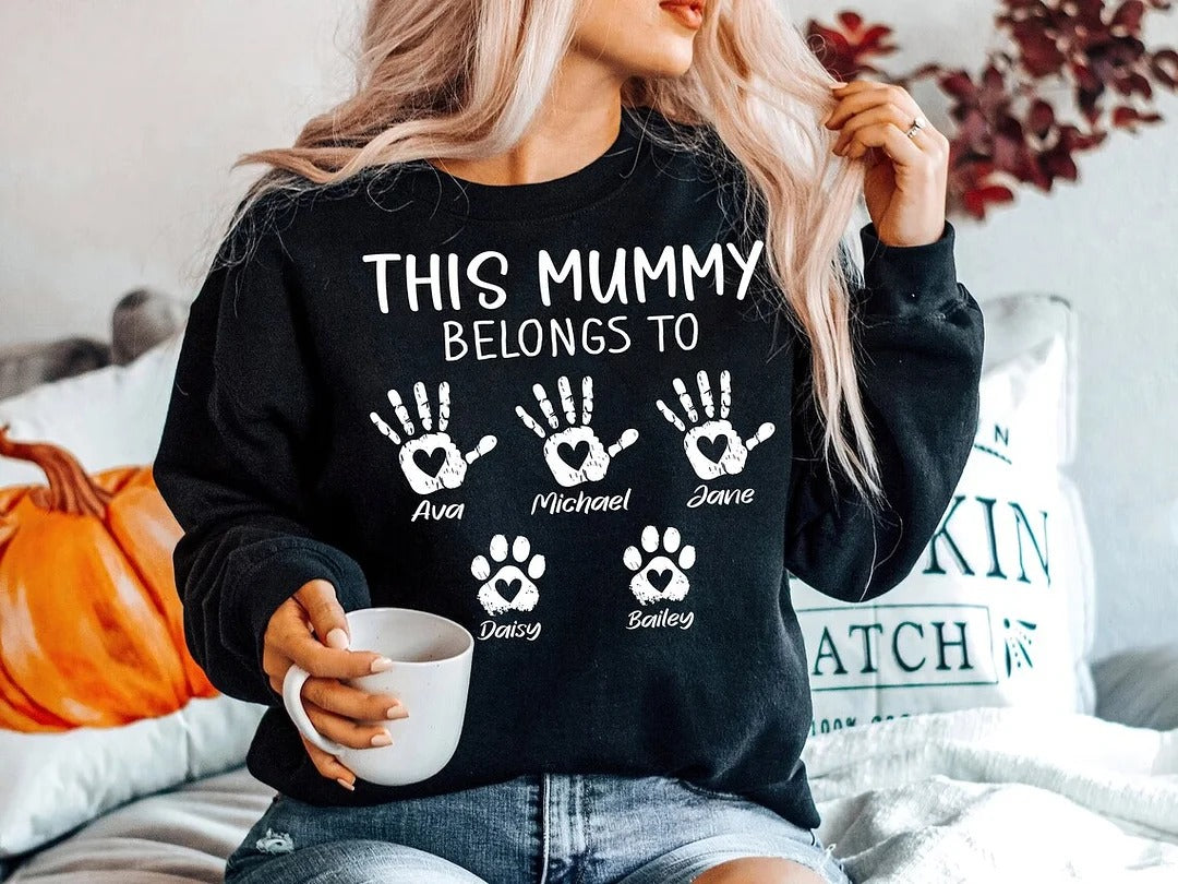 This Mummy Belongs To Custom Shirt, Custom Mama Sweatshirt, Mothers Day Shirt, Personalised Gift For Mom, Mothers Day Gift, Presents For Mum