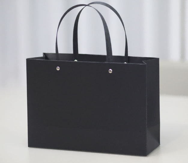 Basic Black Gift Bag