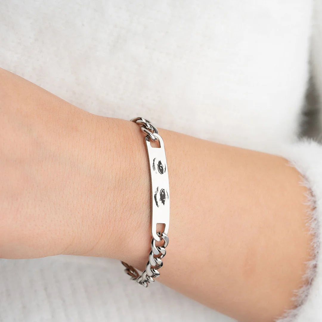 Personalized Eye Bracelet - Best Gift to Couple