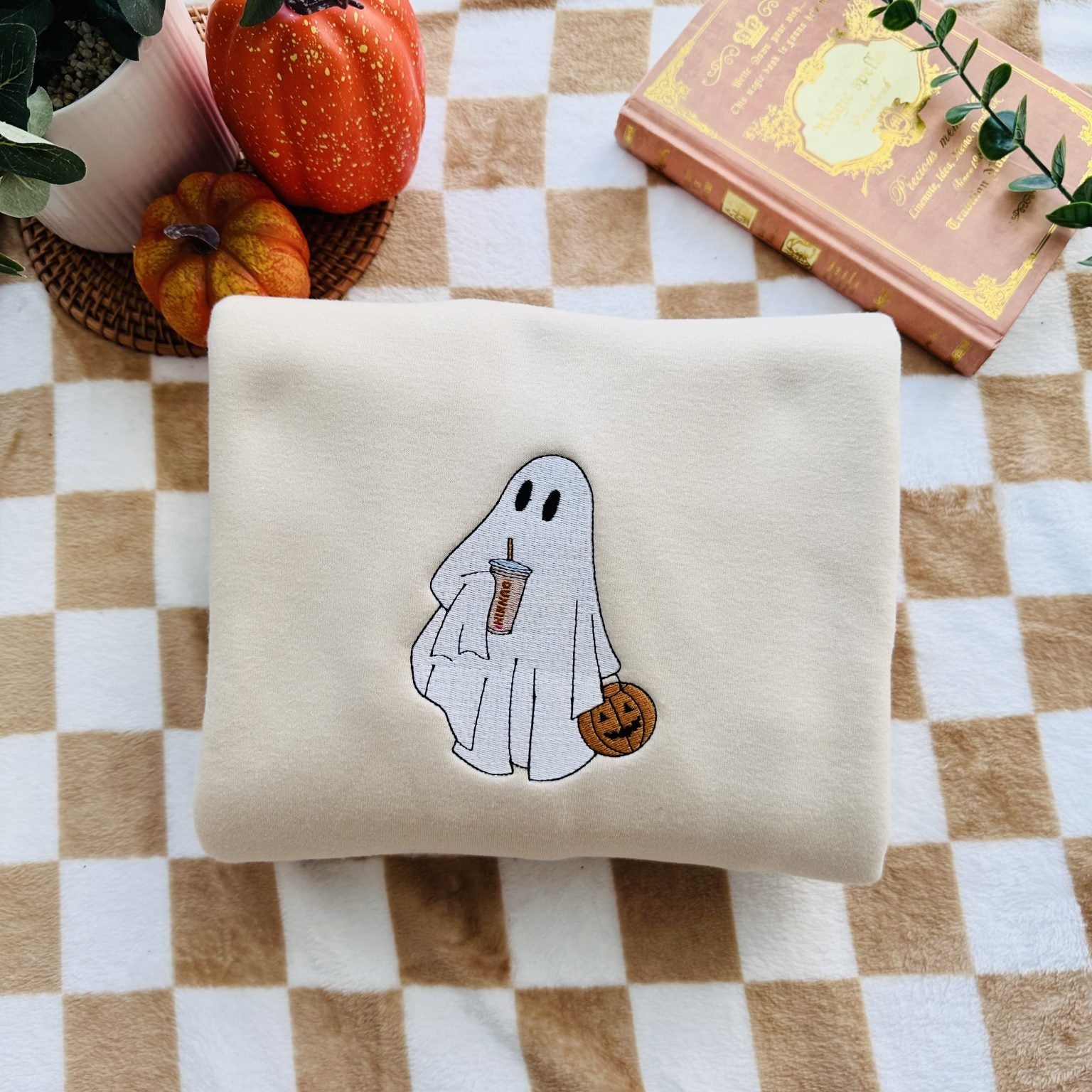 🎃 Custom Ghost Drinking Embroidered Sweatshirt 👻