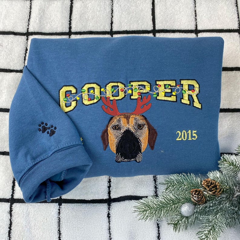 Personalized Embroidery Christmas Pet Photo Portrait Sweatshirt