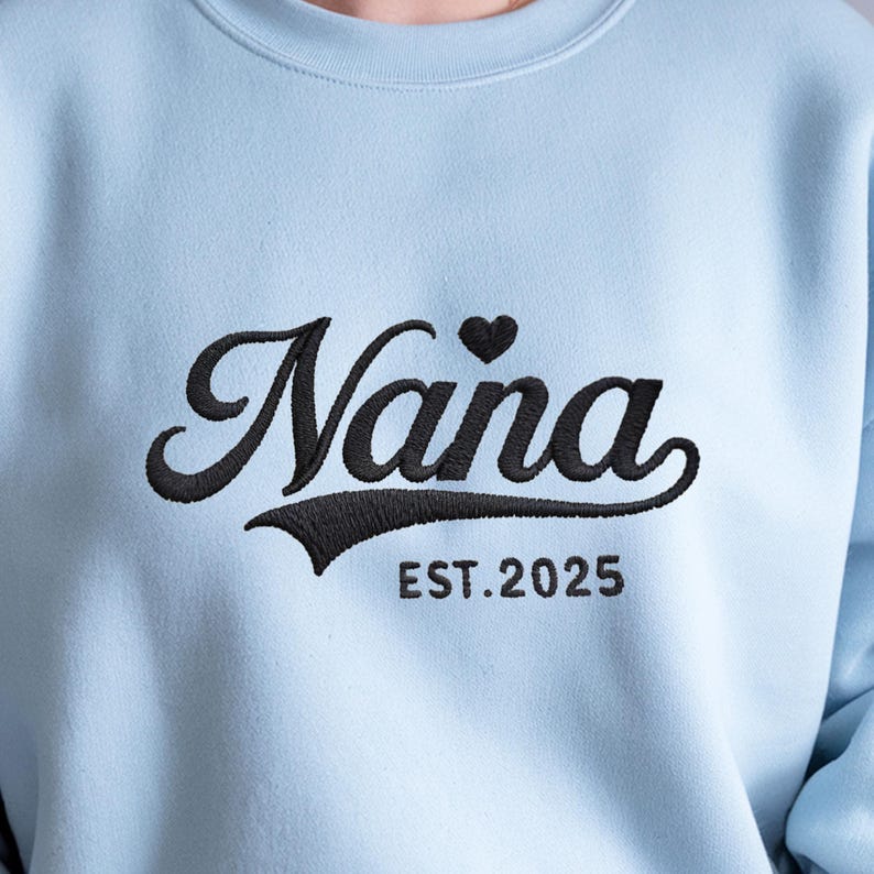 Custom Embroidery Retro Heart With Est Year Mama Sweatshirt