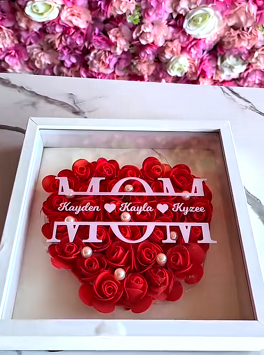 Personalized Mom Flower Shadow Box, Mother's Day Gift, Handcrafted Mom's Present, Gifts for Mom