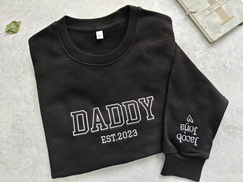 Custom Embroidered Dad Sweatshirt/Hoodie With Kids Names,Father's Day Gift