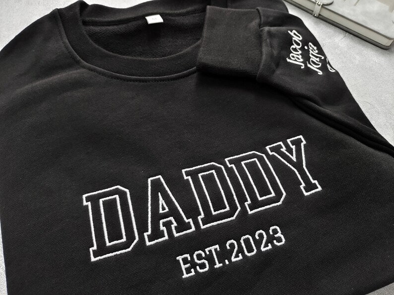 Custom Embroidered Dad Sweatshirt/Hoodie With Kids Names,Father's Day Gift