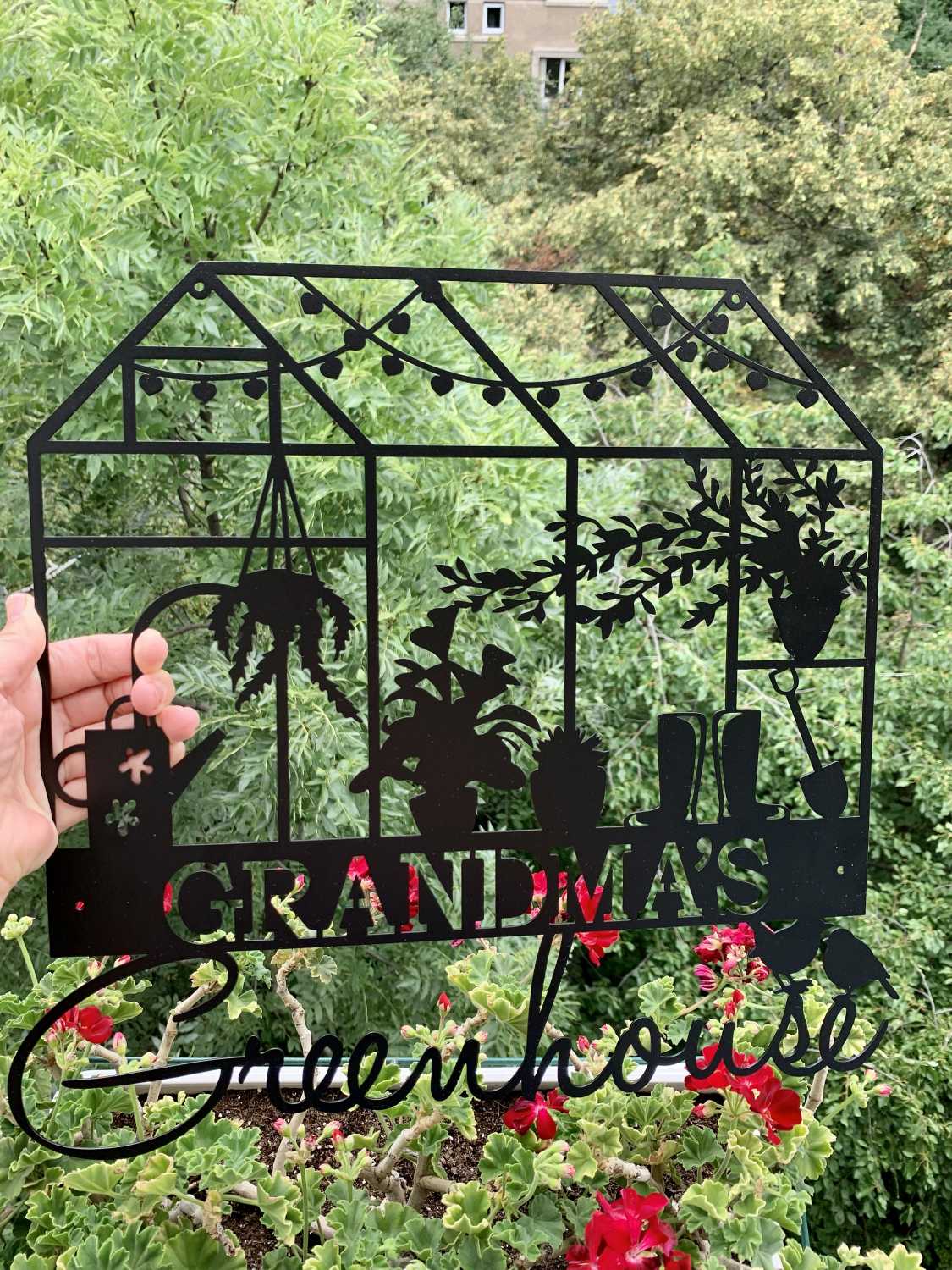 Personalized Greenhouse Name Sign Garden Plaque Metal Wall Art Yard Sign Gift for Gardener, Mom, Grandma