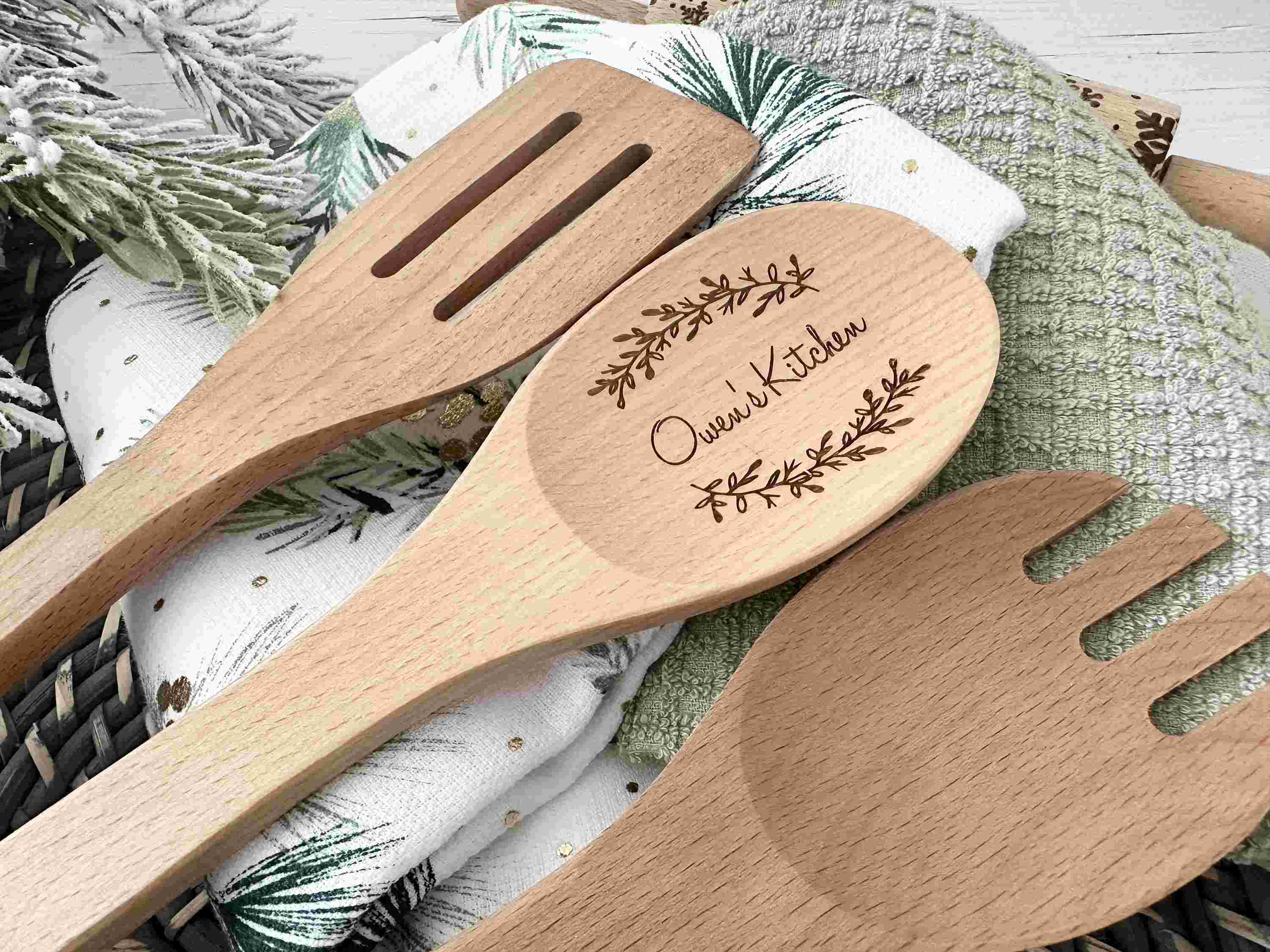 Personalized Wooden Spoon Home Gift, Mother's Day gift, Custom Wooden Utensils, Reunion Home Gifts  (Customized free)