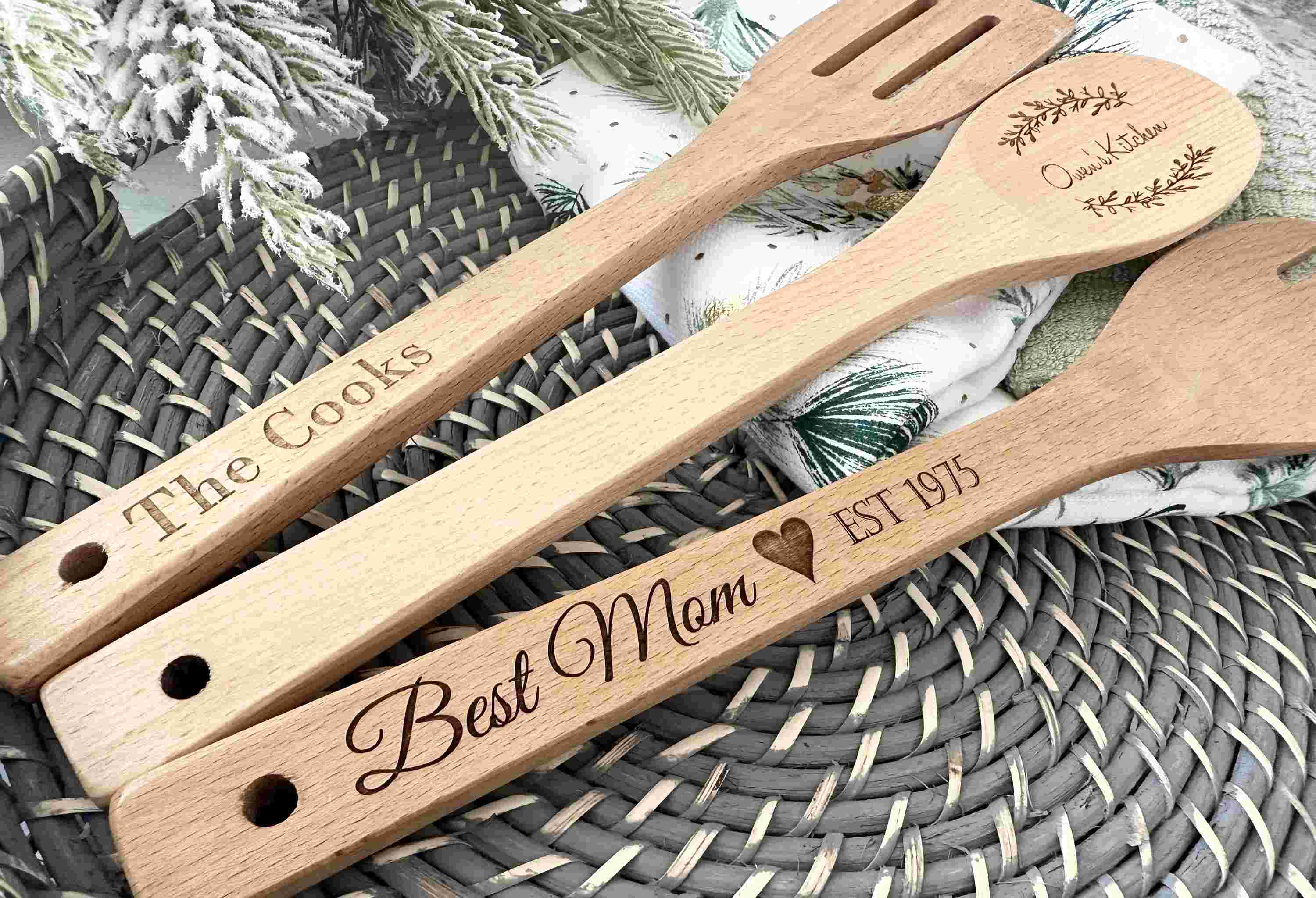 Personalized Wooden Spoon Home Gift, Mother's Day gift, Custom Wooden Utensils, Reunion Home Gifts  (Customized free)