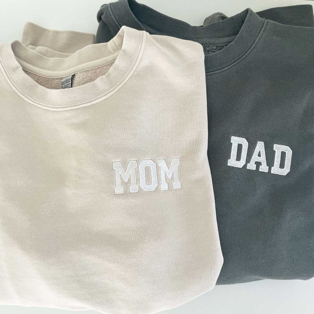 Mom and Dad Crewneck Set Perfect for New Parents and Baby Announcement Photos