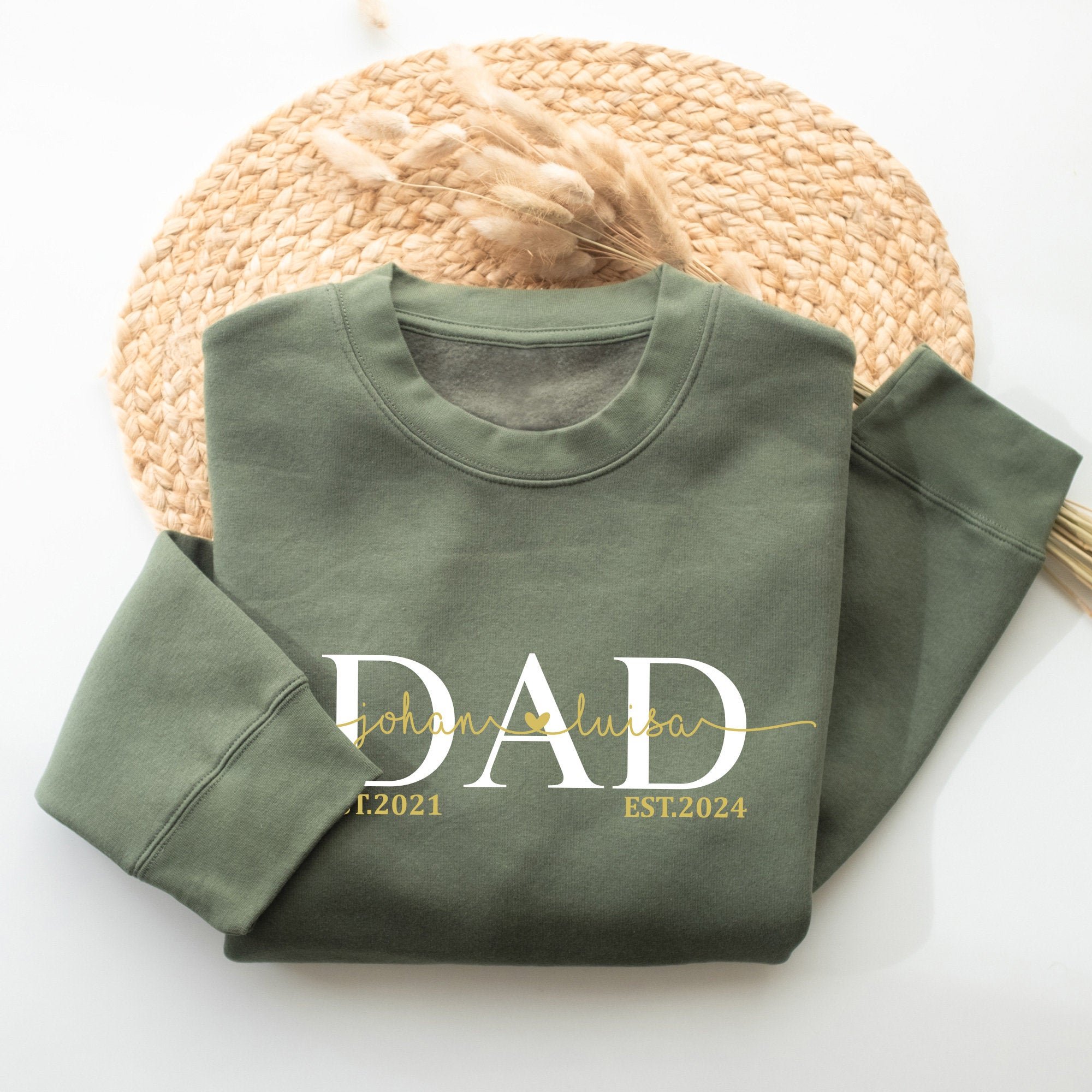 Personalized Papa sweatshirt, Sweatshirt with child's name, Gift For Dad