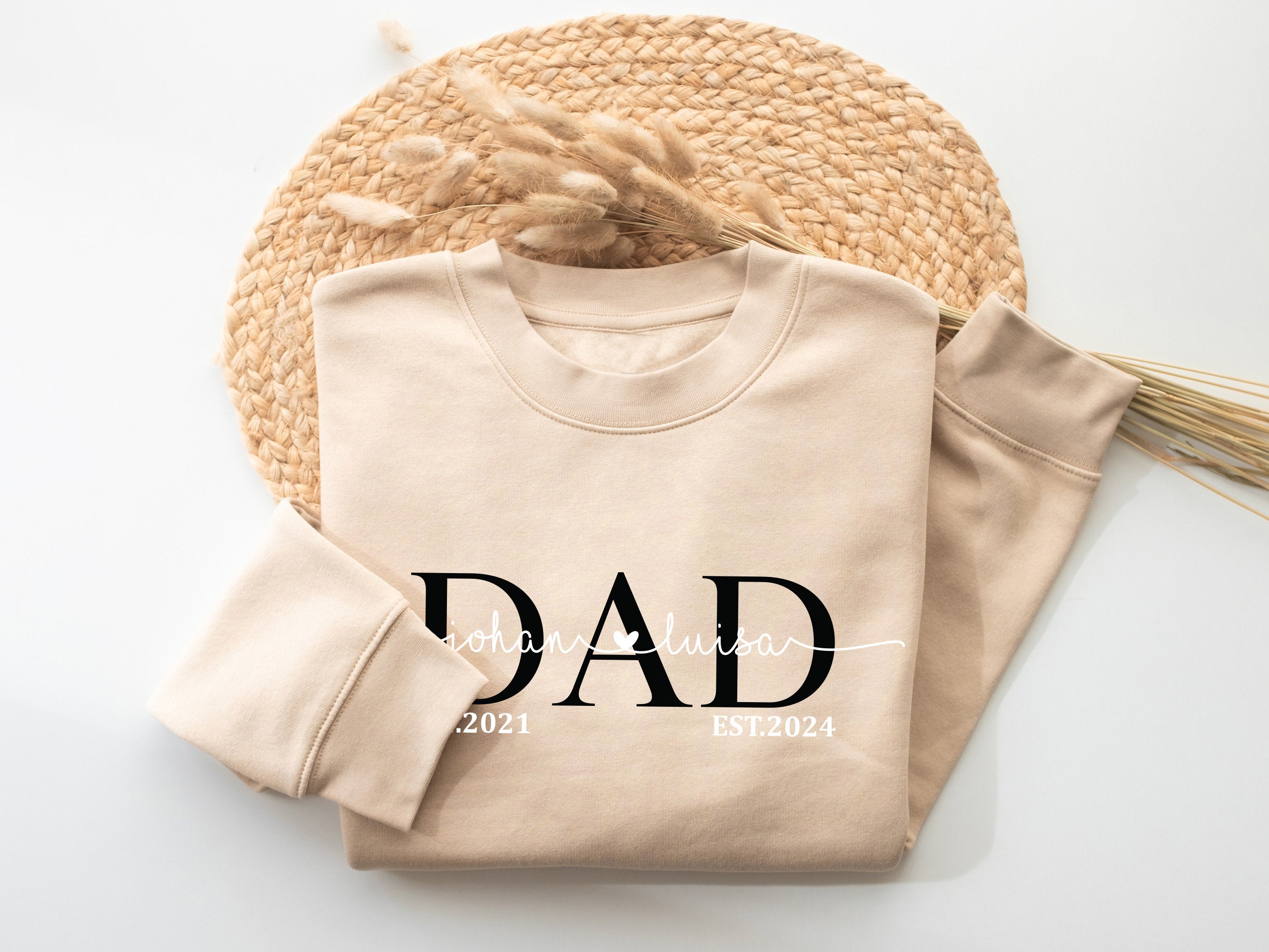 Personalized Papa sweatshirt, Sweatshirt with child's name, Gift For Dad