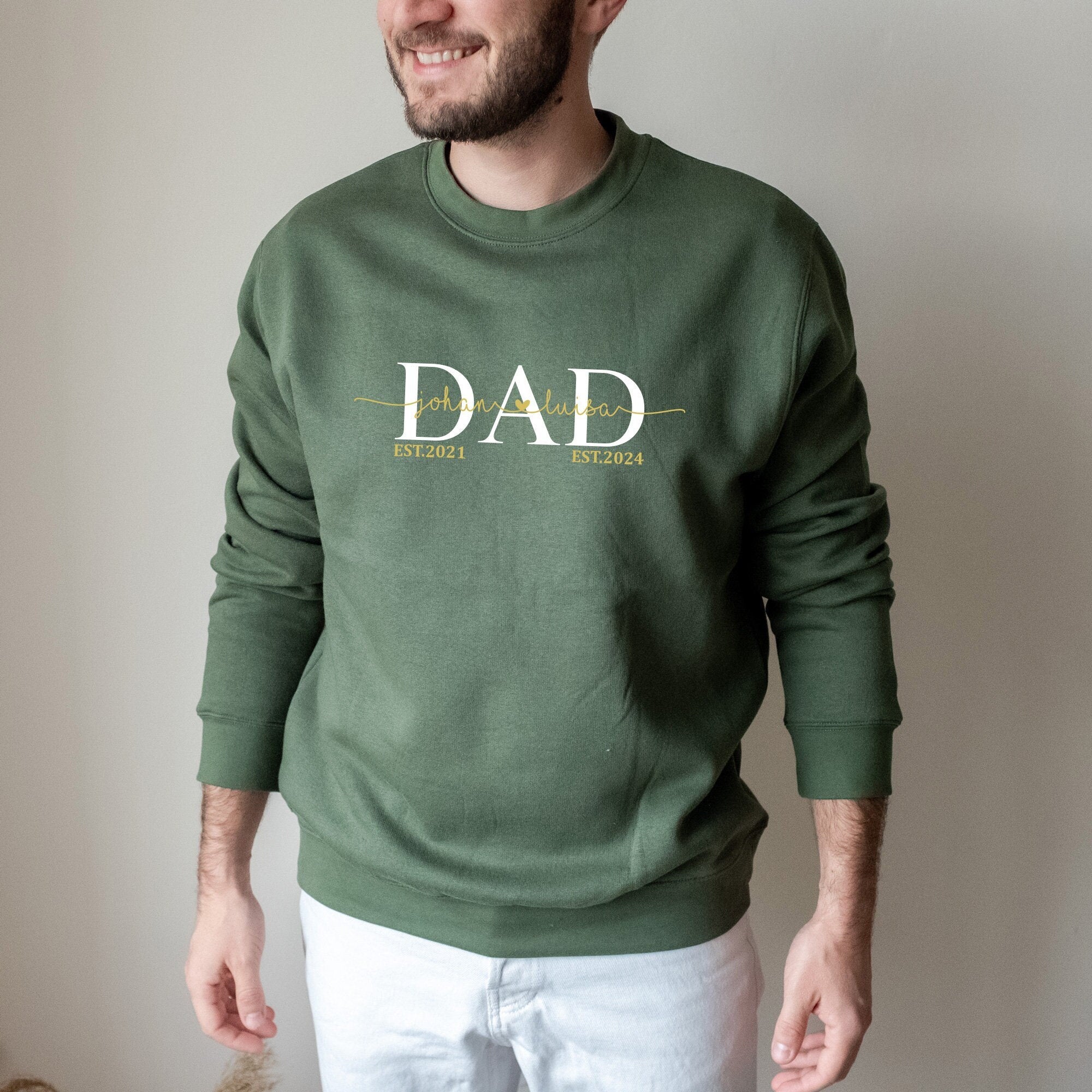 Personalized Papa sweatshirt, Sweatshirt with child's name, Gift For Dad