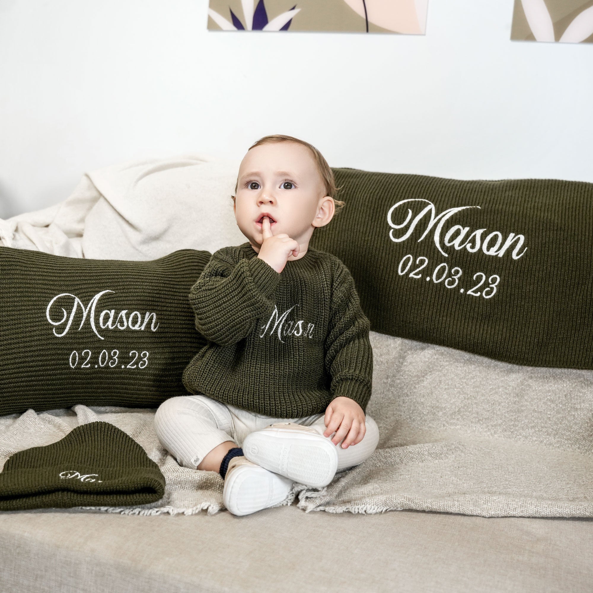 Personalized Baby Embroidered Beanie Sweater Set, Custom Baby Name Beanie, Baby Shower Gift, First Christmas Baby Gift Set, Newborn Gift, Pregnancy Gift