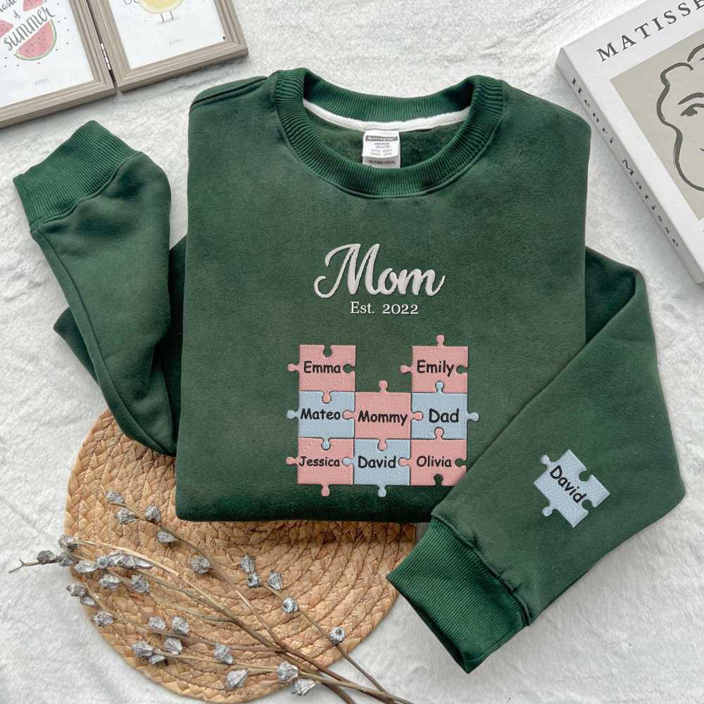 Personalized Mom Puzzle Sweatshirt With Kids Names,Crewneck Mom Puzzle