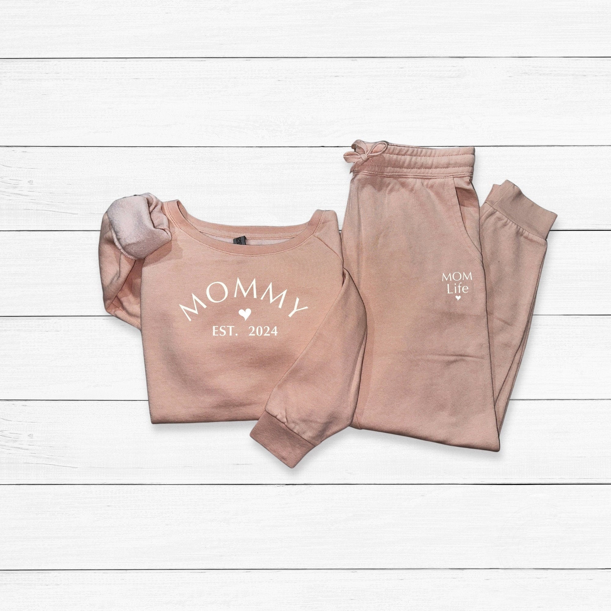 Custom Mom Sweatshirt Set, Mama Sweatpants, Outfit for Mom, Mother's day gift, new mama gift (Customized free)