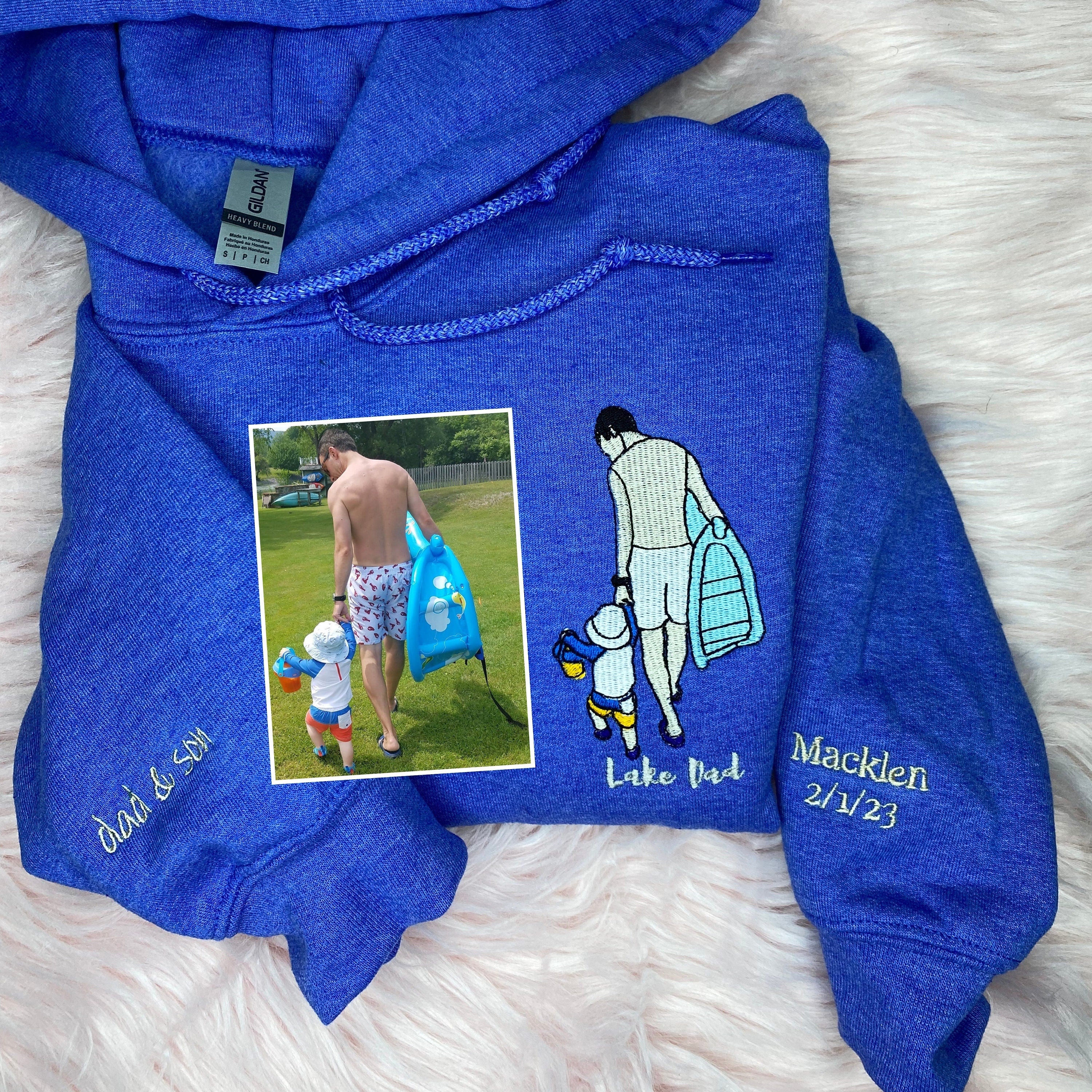 Custom Full Color Embroidered Sweatshirt Portrait Couple/Dad/Mom - Family Gift