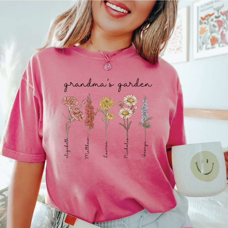 Mom's Garden Is Her Children Customized Hoodie/Crewneck