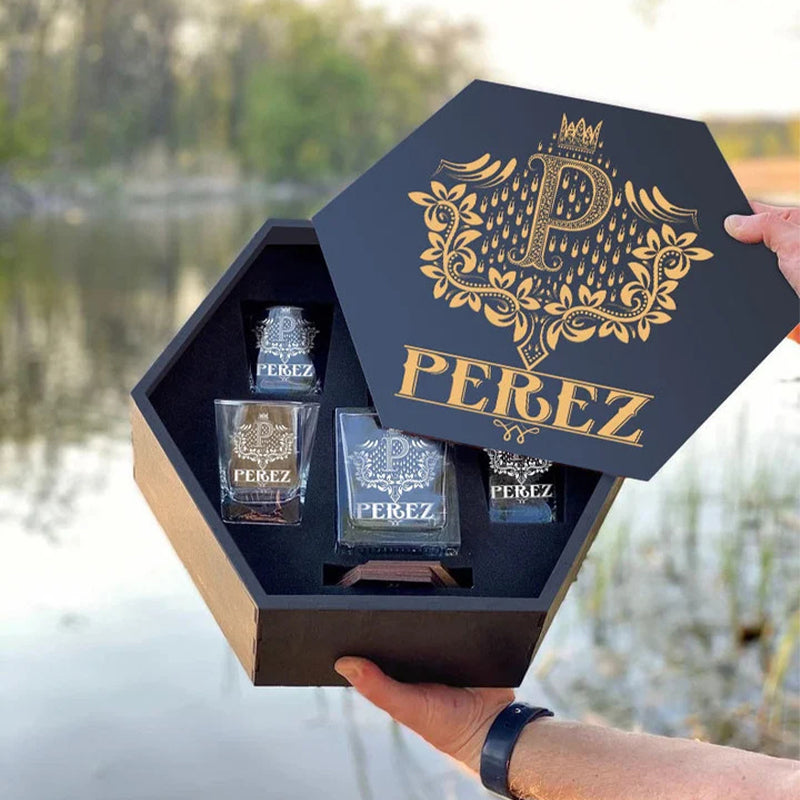 PEREZ - WHISKEY SET (Wooden box + Decanter + 4 Glasses + 4 Coasters)