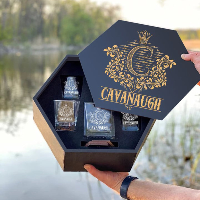 CAVANAUGH - WHISKEY SET (Wooden box + Decanter + 4 Glasses + 4 Coasters)