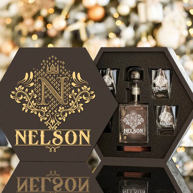 NELSON - WHISKEY SET (Wooden box + Decanter + 4 Glasses + 4 Coasters)