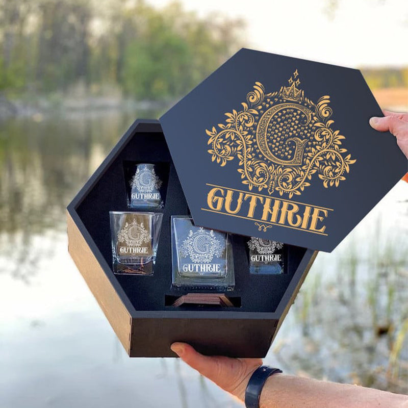 GUTHRIE - WHISKEY SET (Wooden box + Decanter + 4 Glasses + 4 Coasters)