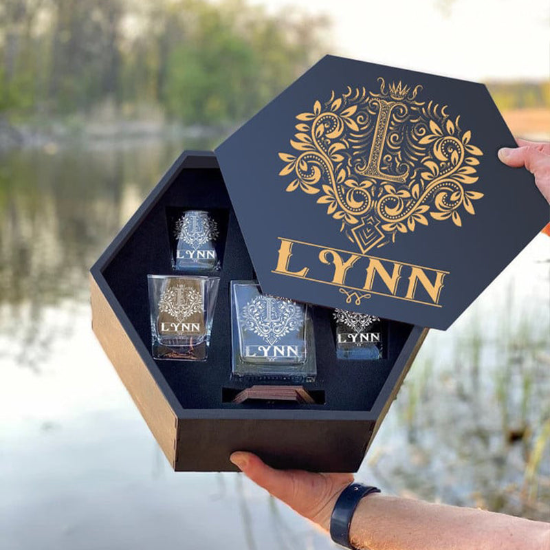 LYNN - WHISKEY SET (Wooden box + Decanter + 4 Glasses + 4 Coasters)