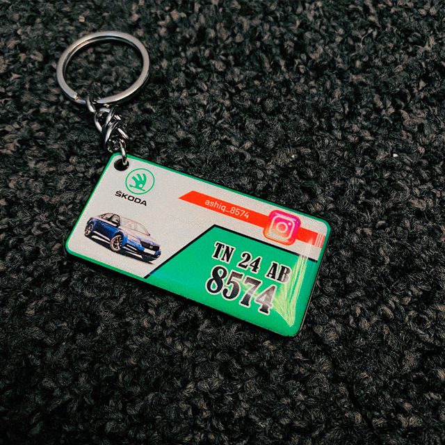 ELEGANT PHOTO GEL NUMBER PLATE KEYCHAIN