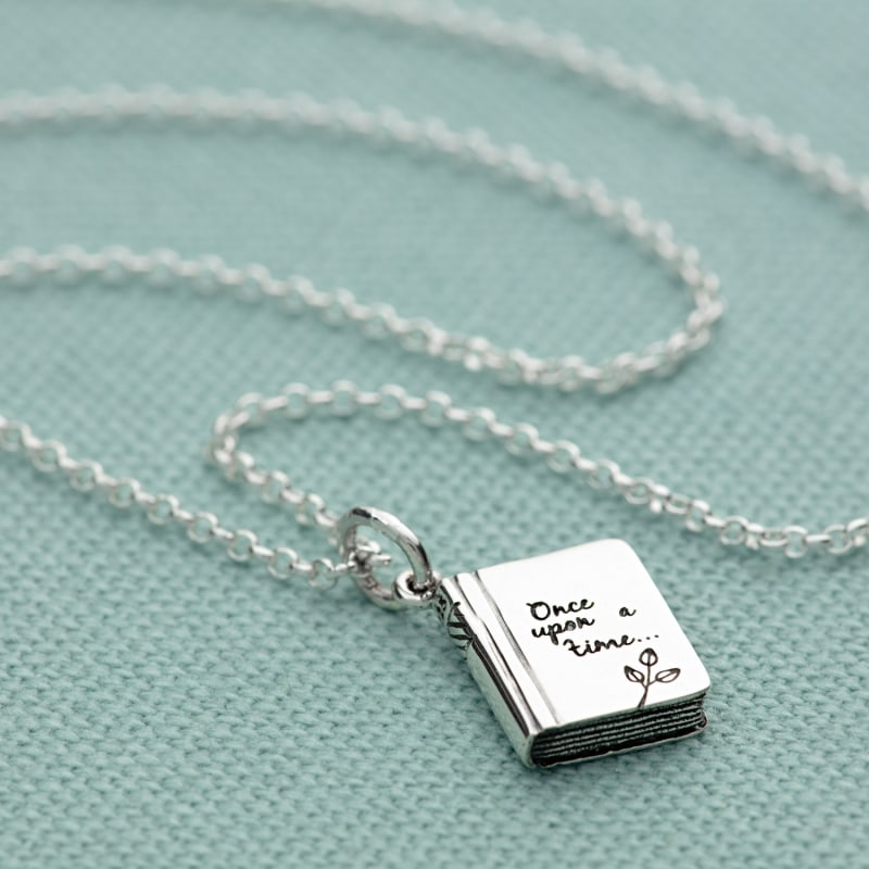 👩🏼‍❤️‍💋‍👨🏼Sterling Silver Story Book Necklace