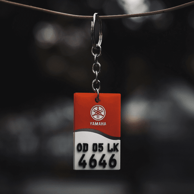 4D NUMBER PLATE KEYCHAIN WITH COLOURED LOGO