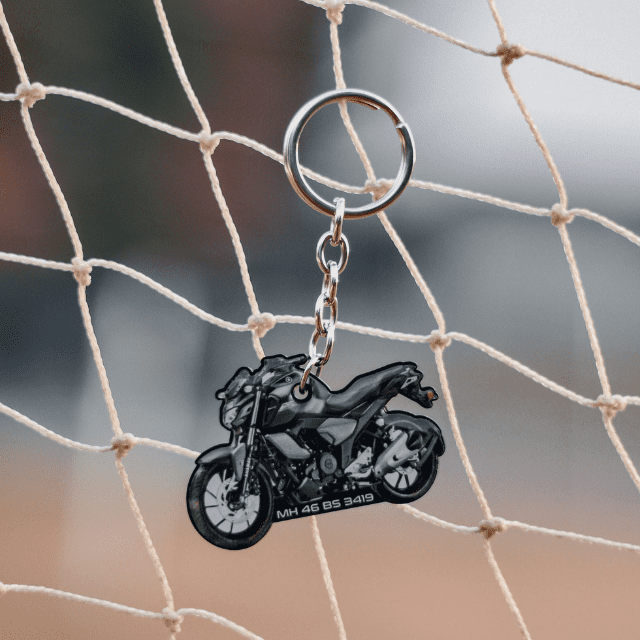 COLOURED BIKE/CAR SHAPE NUMBER PLATE KEYCHAIN