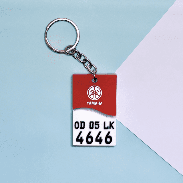 4D NUMBER PLATE KEYCHAIN WITH COLOURED LOGO