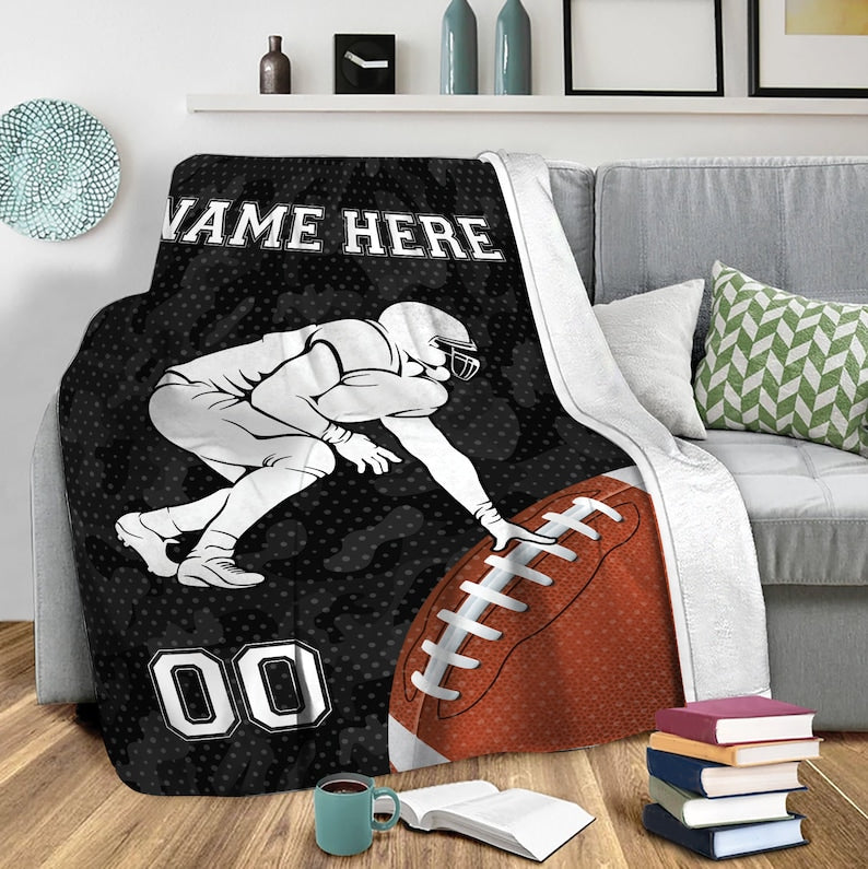 Personalized Football Blanket, Football Player Soft Cozy Sherpa Fleece Throw Blankets, Custom Football Gift for Dad, Husband, Boyfriend, Son