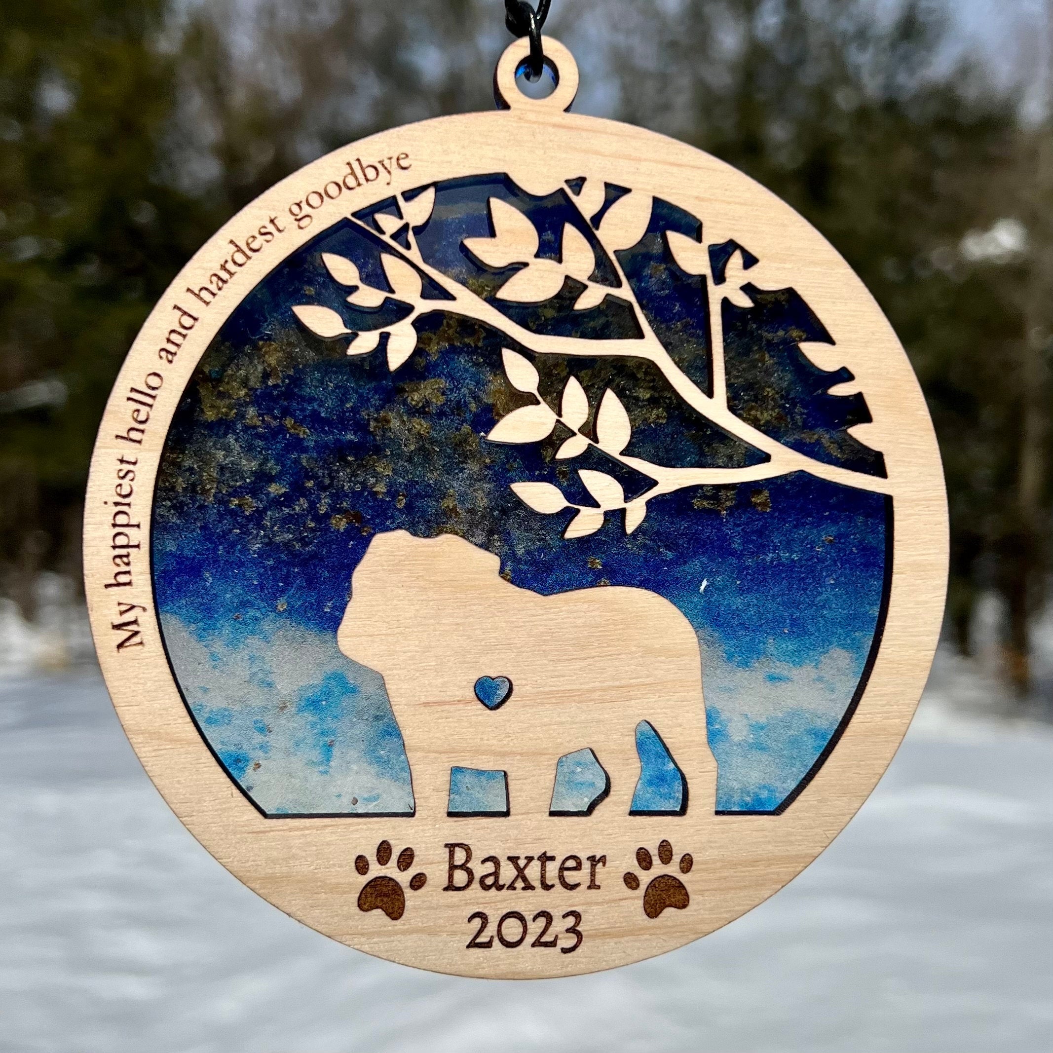 Dog Memorial Suncatcher, Personalized with dog breed, name and date, Available in all breeds