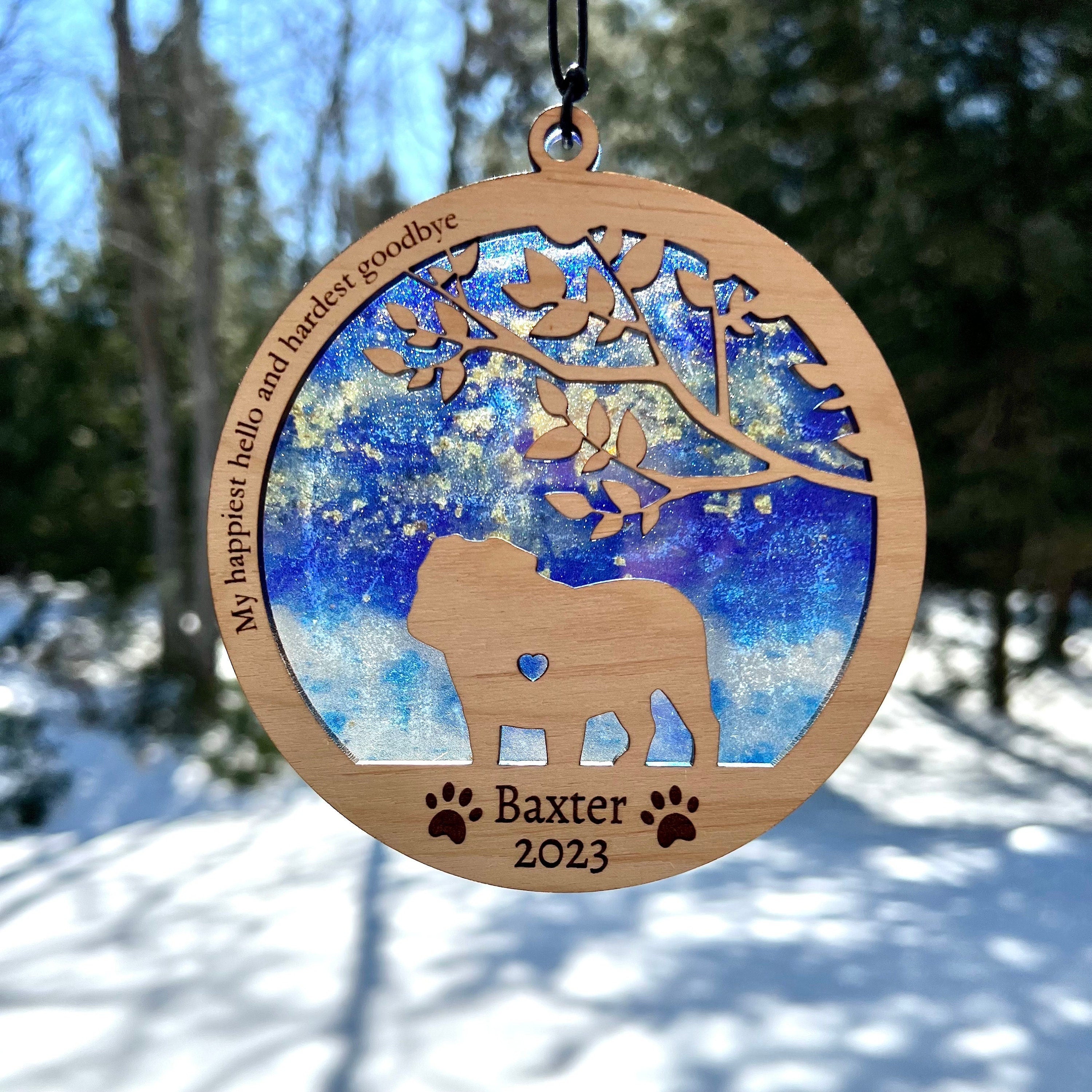 Dog Memorial Suncatcher, Personalized with dog breed, name and date, Available in all breeds